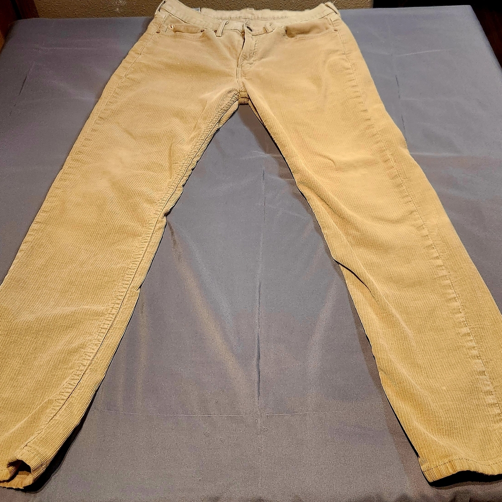 ⭐️Levi's 514 Women's Straight Leg Tan Corduroy Jeans Size 34 - Picture 2 of 8